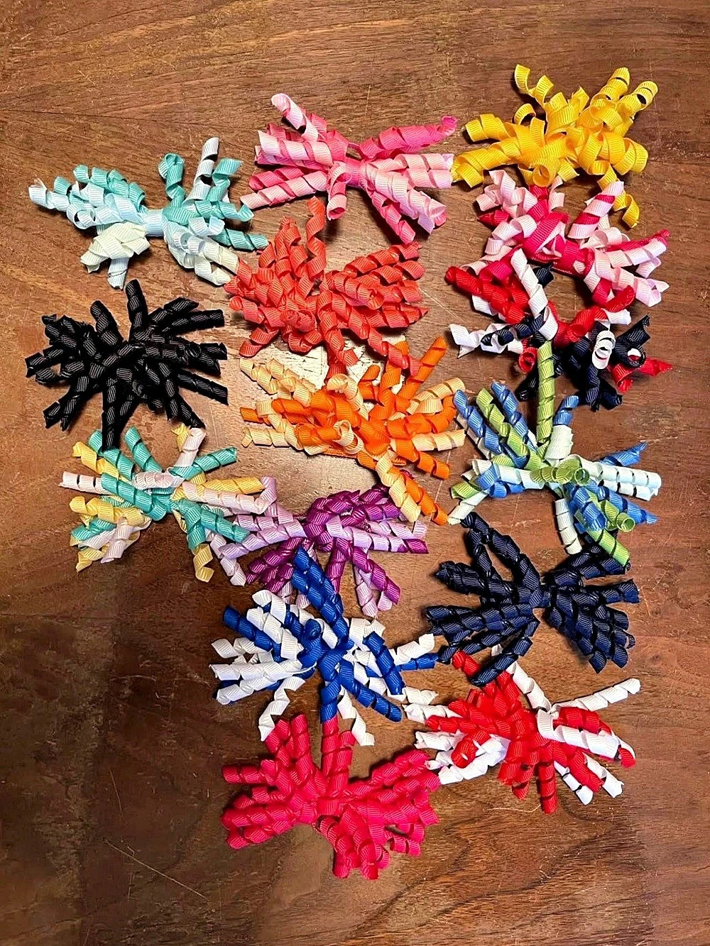 Set of 15 Girl’s Multicolor Hair Accessories